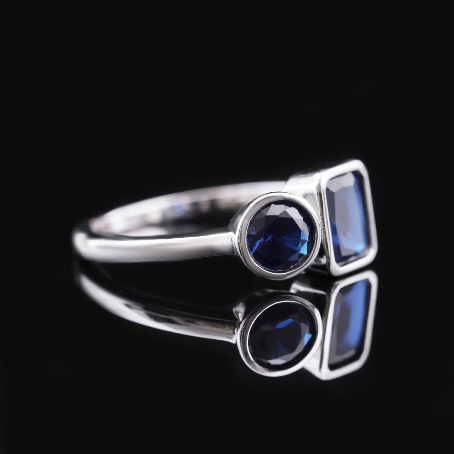 Blue Sapphire Dual Stone Diamond Ring Flaunt Glow