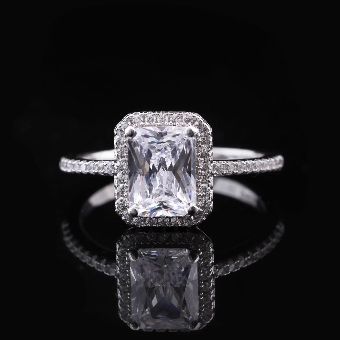 Classic Halo Diamond Engagement Ring Flaunt Glow