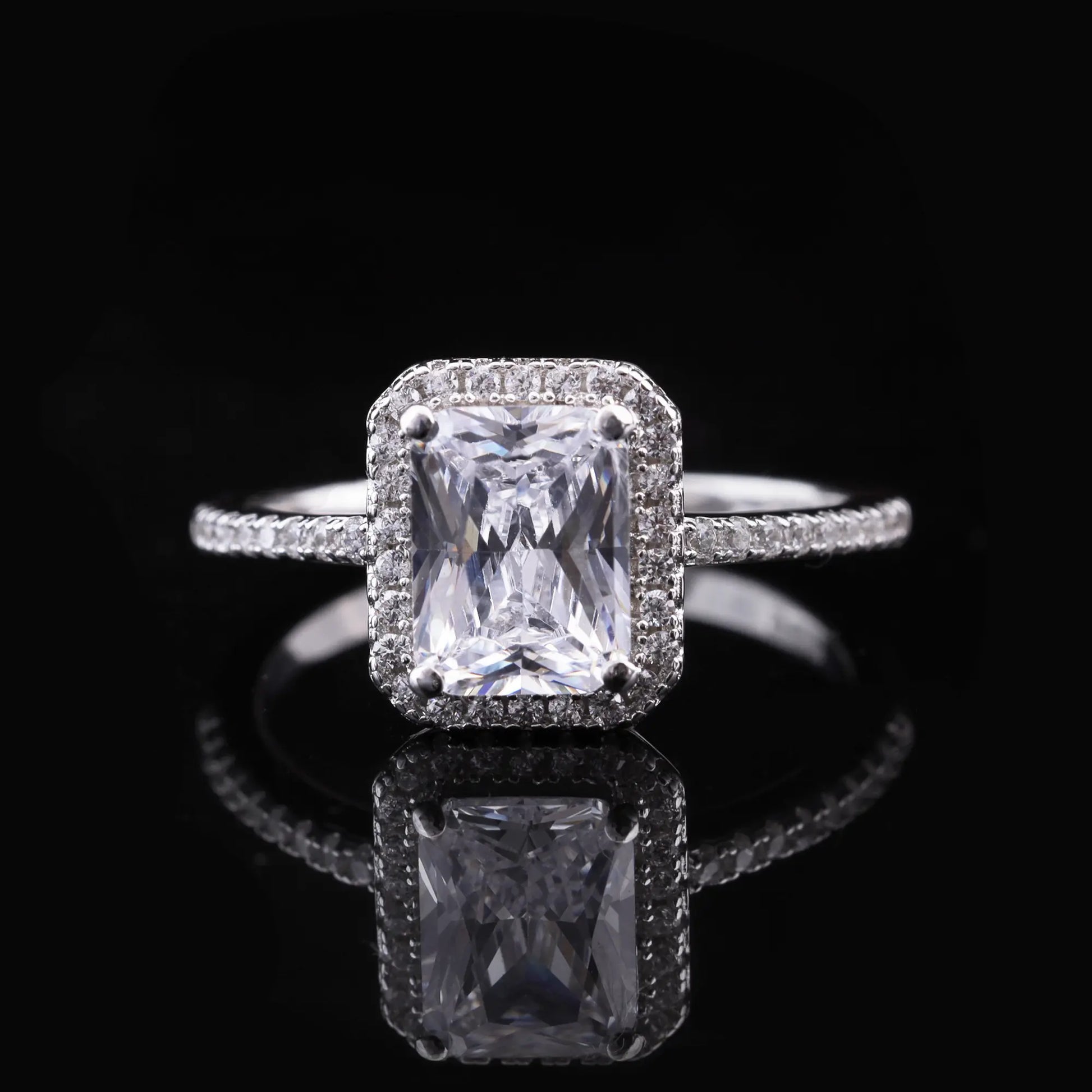 Classic Halo Diamond Engagement Ring Flaunt Glow