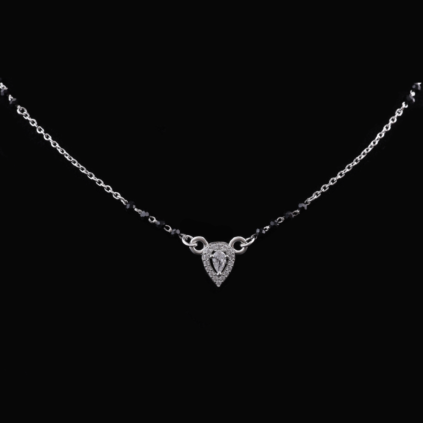 Teardrop Sparkle Mangalsutra Flaunt Glow