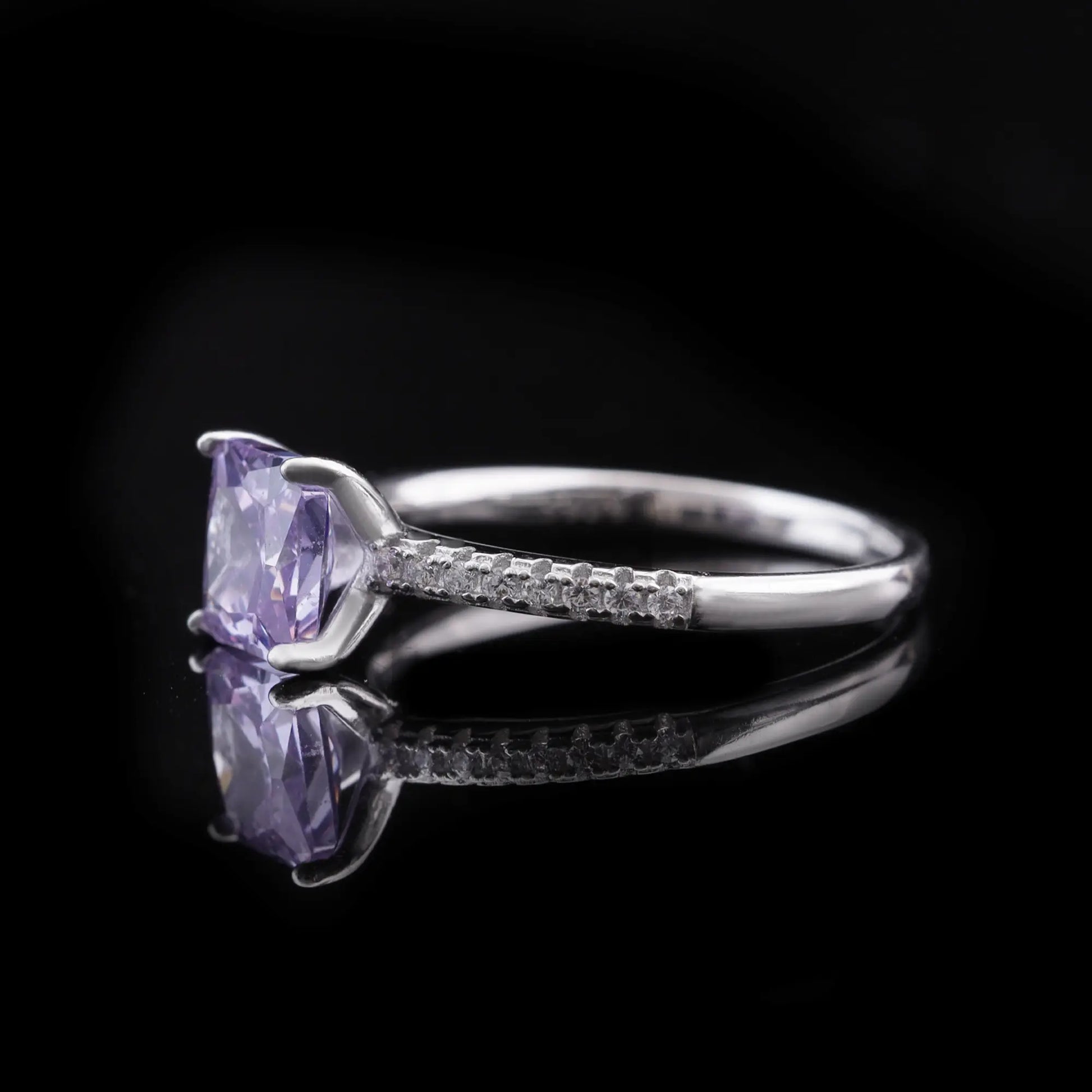 Purple Princess Cut Diamond Ring Flaunt Glow
