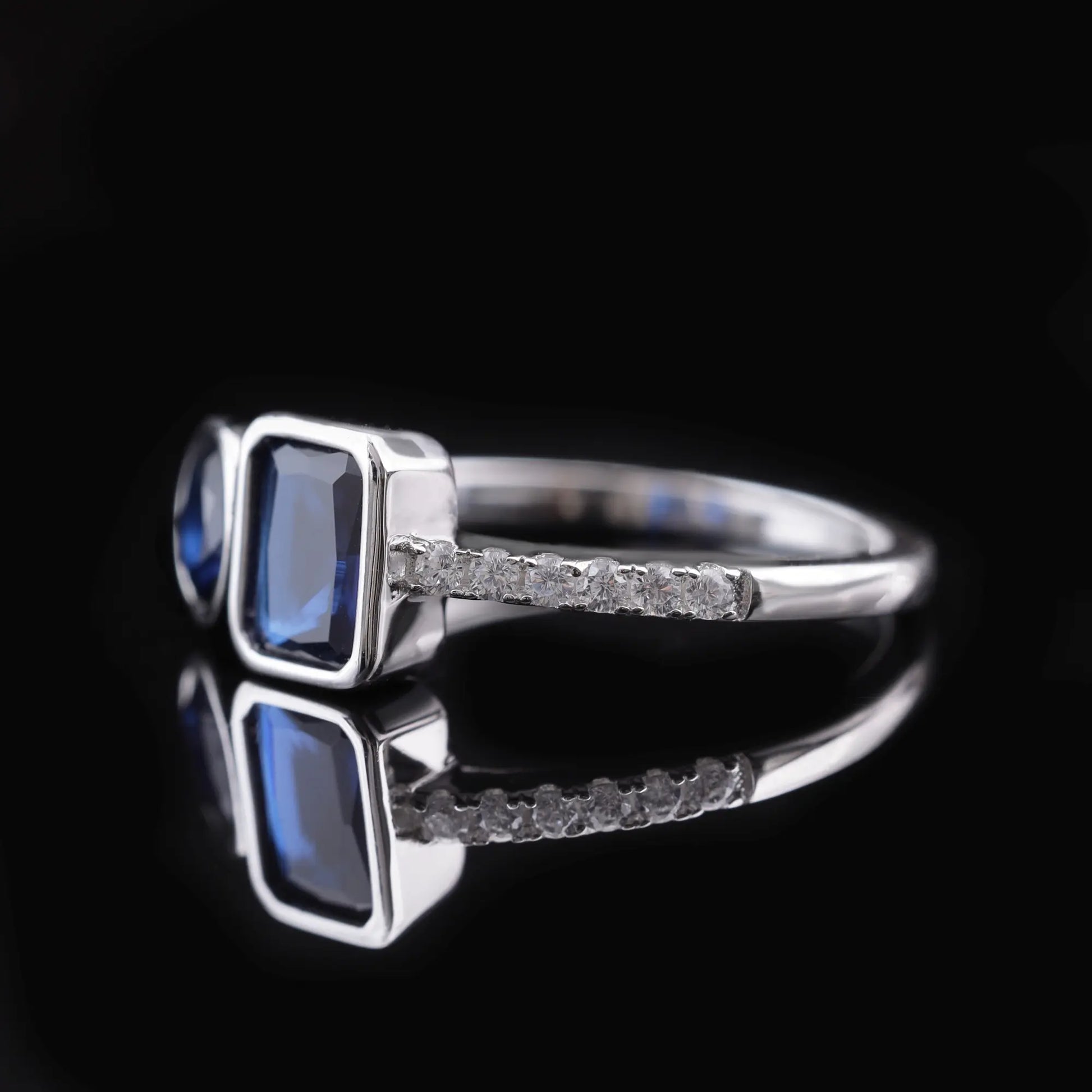 Blue Sapphire Dual Stone Diamond Ring Flaunt Glow