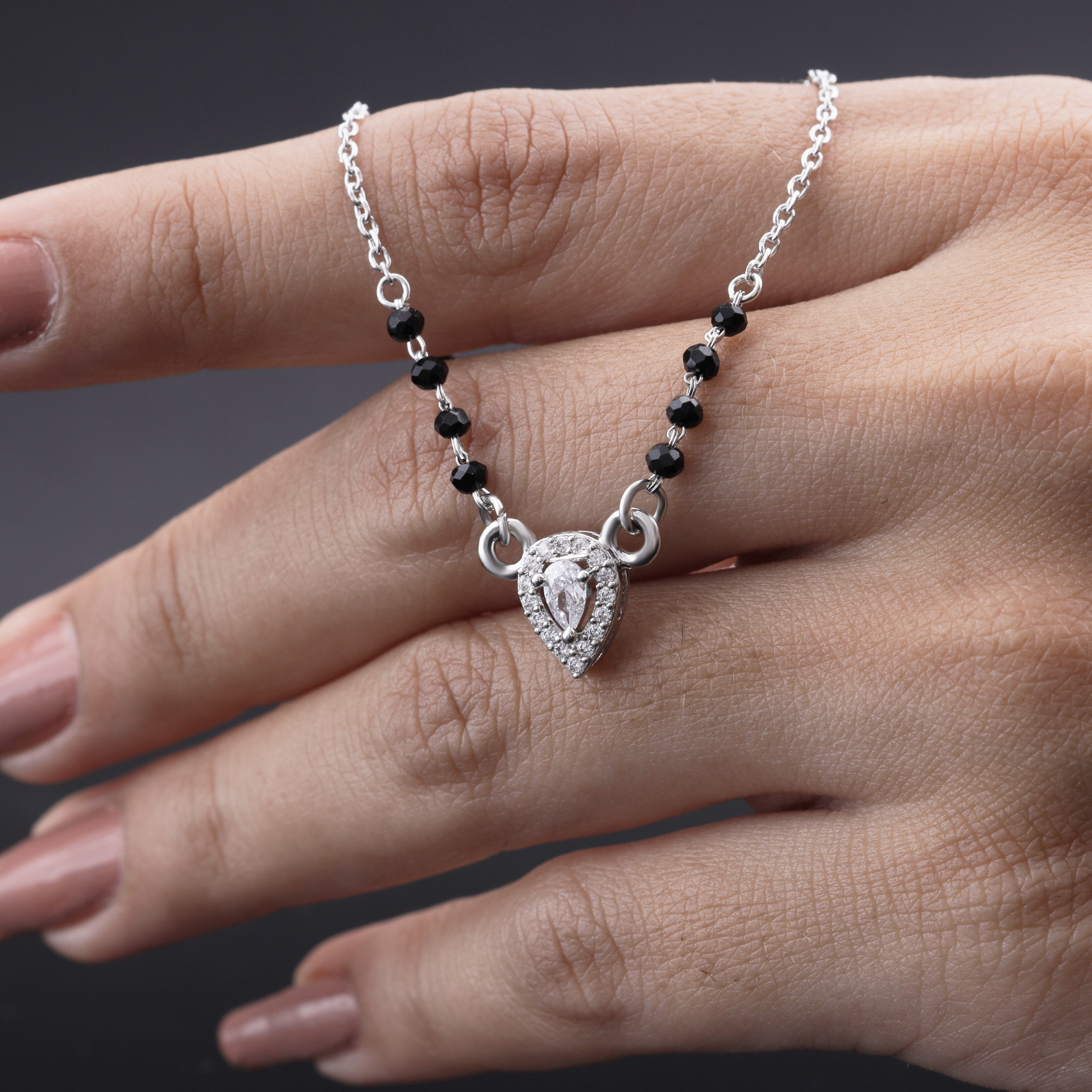 Teardrop Sparkle Mangalsutra Flaunt Glow