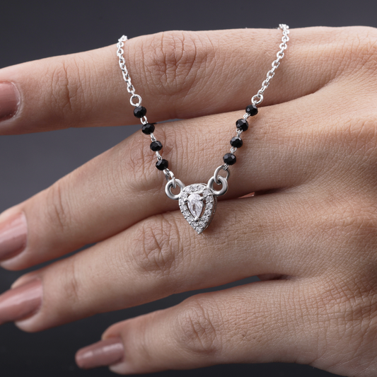 Teardrop Sparkle Mangalsutra Flaunt Glow