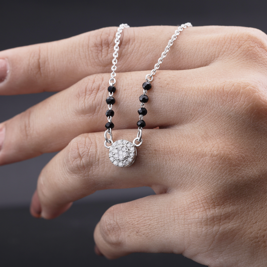 Classic Bloom Circle Mangalsutra Flaunt Glow