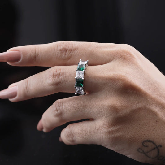 Green & White Princess Cut Diamond Band Ring Flaunt Glow