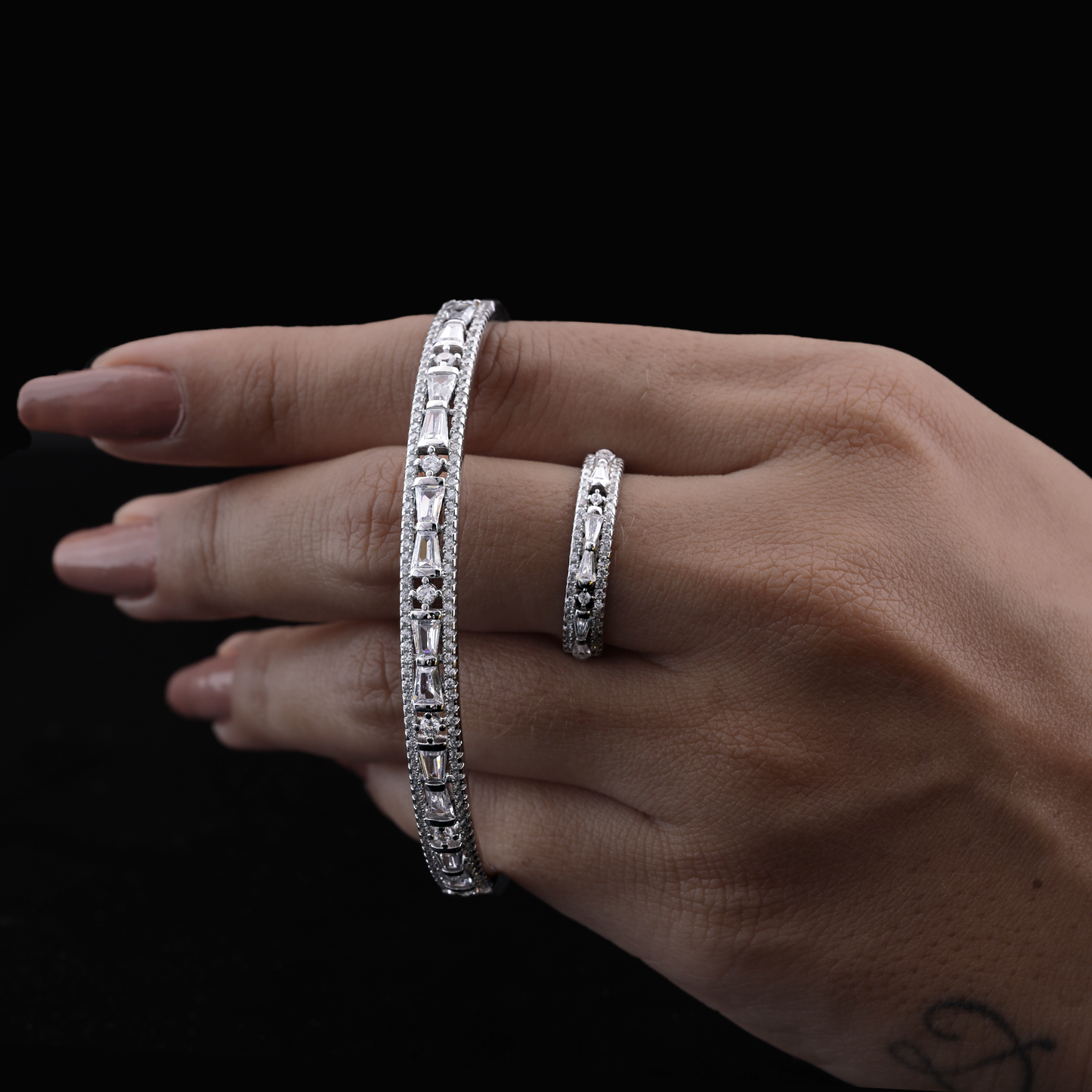 Luxury Crystal Bracelet & Ring Set Flaunt Glow