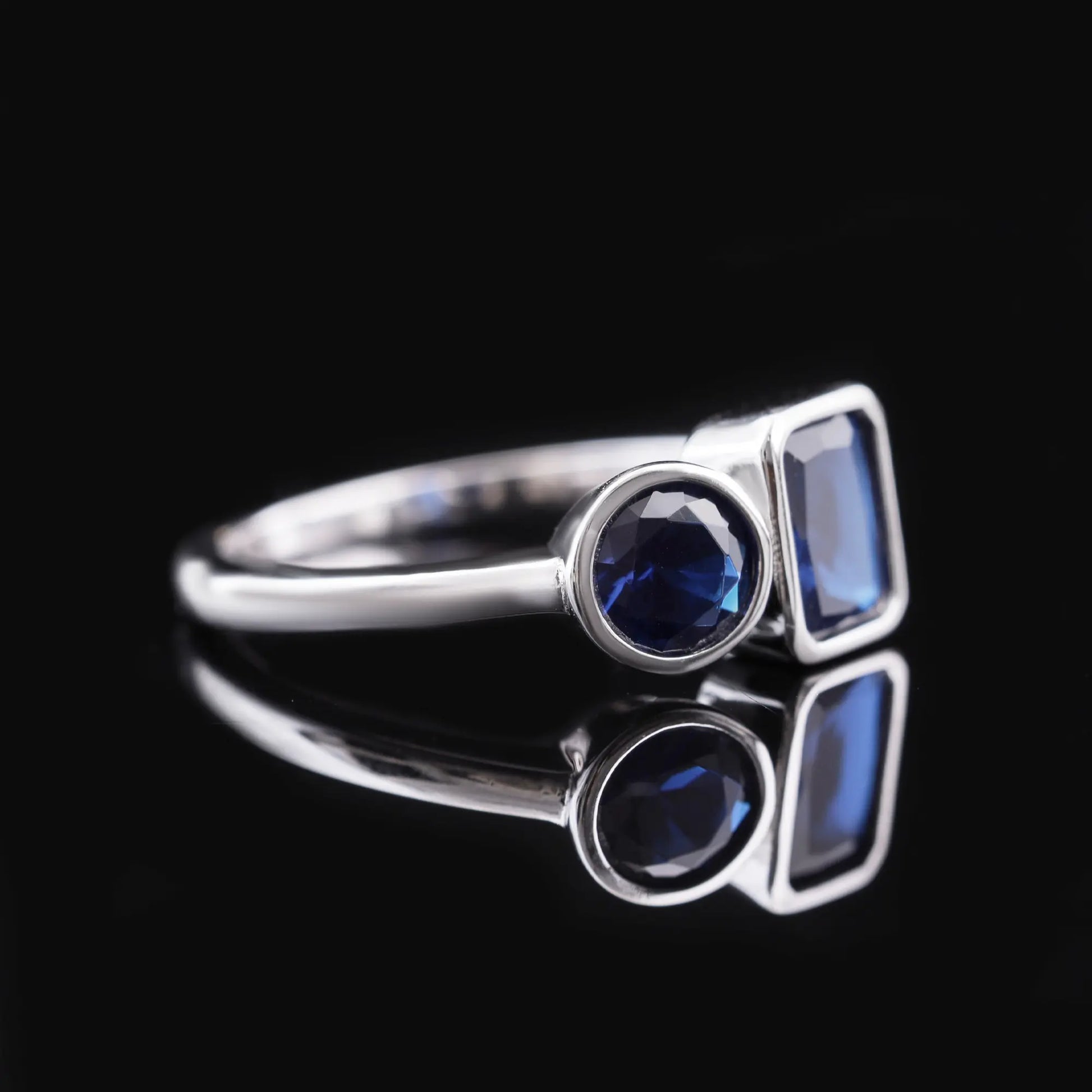 Blue Sapphire Dual Stone Diamond Ring Flaunt Glow